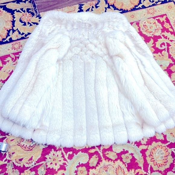 Stunning Neiman Marcus Blue Fox Stroller New Condition Sz Medium - Picture 4 of 6